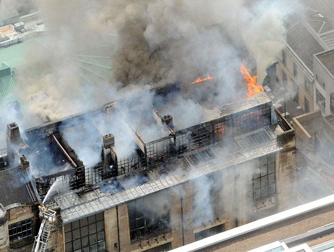Dominat l'incendi a l'Escola d'Art de Glasgow | Mackintosh Building