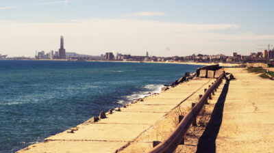 Cicle de debats “LES CIUTATS I EL MAR”